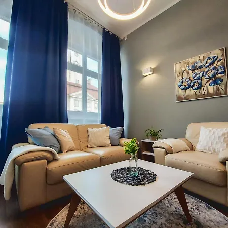 Ratuszowy Apartment *