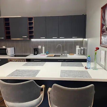 Ratuszowy アパート イェレニャ・グーラ