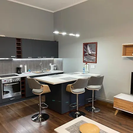 Ratuszowy イェレニャ・グーラ